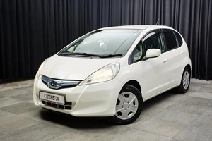 Хетчбэк Honda Fit 2011 года, 797000 рублей, Красноярск