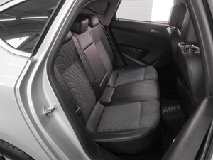 Седан Opel Astra 2014 года, 814000 рублей, Воронеж