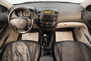 Хетчбэк Kia Ceed 2007 года, 529000 рублей, Челябинск