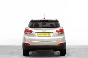 Внедорожник Hyundai ix35 2011 года, 1349000 рублей, Барнаул