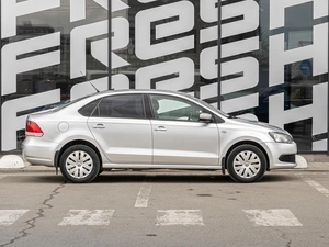 Седан Volkswagen Polo 2012 года, 770000 рублей, Краснодар