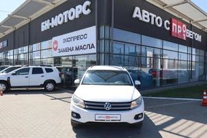 Внедорожник Volkswagen Tiguan 2013 года, 1500000 рублей, Мирное