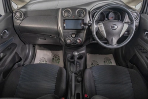 Хетчбэк Nissan Note 2016 года, 1049000 рублей, Томск