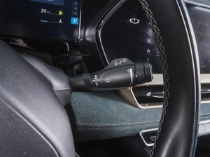 Внедорожник Geely Monjaro 2023 года, 3200000 рублей, Ростов-на-Дону