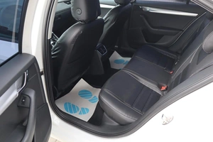 Хэтчбек Skoda Octavia 2013 года, 1650000 рублей, Мирное