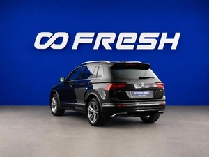 Внедорожник Volkswagen Tiguan 2018 года, 2587444 рублей, Москва