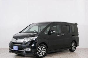 Минивэн Honda Stepwgn Spada 2015 года, 1559000 рублей, Красноярск