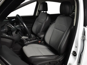 Внедорожник Ford Kuga 2016 года, 1376100 рублей, Казань