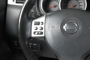 Хетчбэк Nissan Tiida 2007 года, 719000 рублей, Тюмень