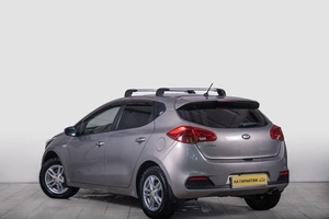 Хетчбэк Kia Ceed 2012 года, 819000 рублей, Томск