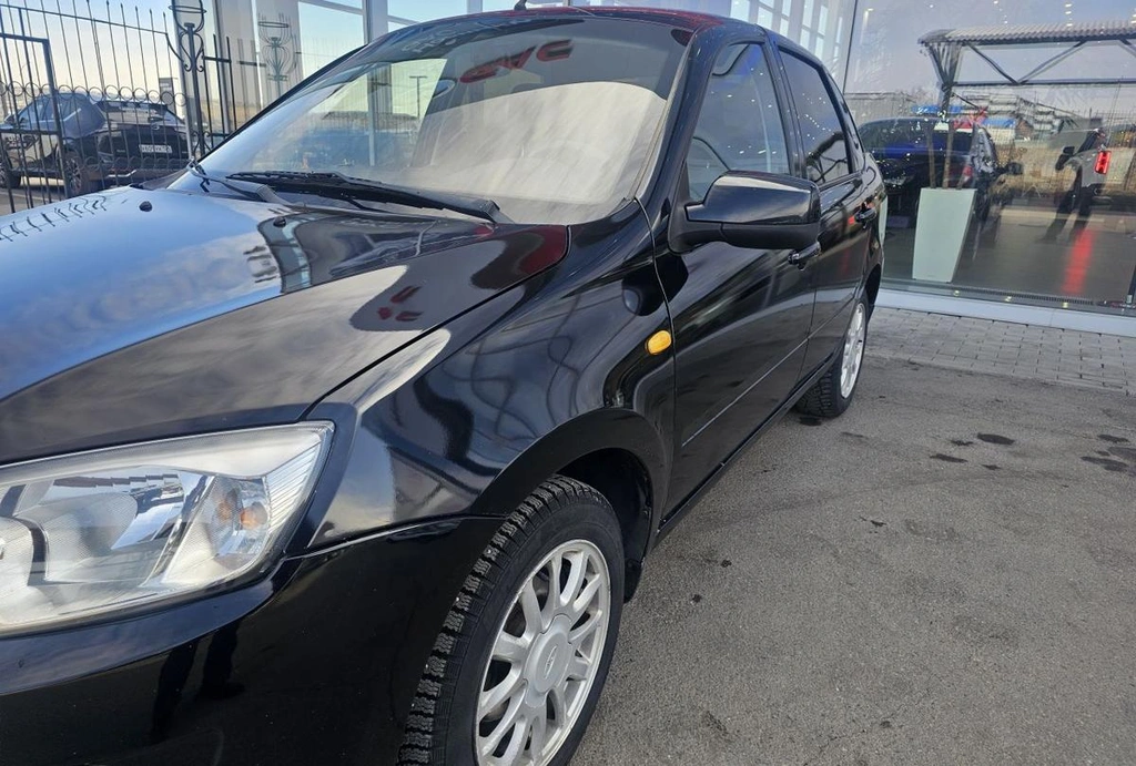 Седан ВАЗ (LADA) Granta 2013 года, 450000 рублей, Солонцы