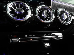 Седан Mercedes-benz CLA-класс 2019 года, 2579000 рублей, Воронеж