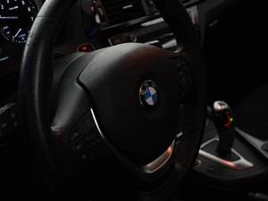 Хетчбэк BMW 1 серия 2018 года, 1694077 рублей, Москва