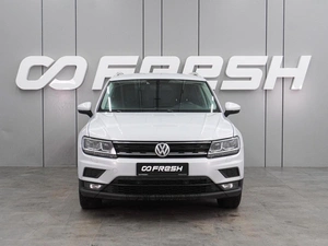 Внедорожник Volkswagen Tiguan 2018 года, 2399000 рублей, Воронеж