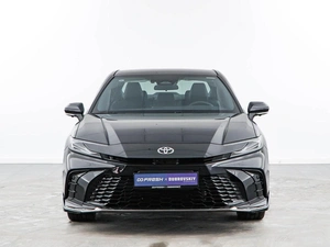 Седан Toyota Camry 2025 года, 4599050 рублей, Москва