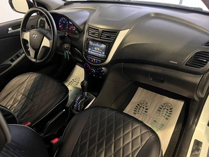 Седан Hyundai Solaris 2016 года, 769000 рублей, Красноярск