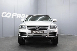 Внедорожник Volkswagen Touareg 2006 года, 1020000 рублей, Омск