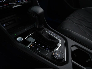 Внедорожник Volkswagen Tiguan 2021 года, 4057055 рублей, Москва
