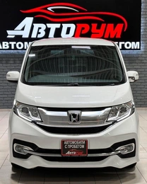 Минивэн Honda Stepwgn 2015 года, 1897000 рублей, Красноярск