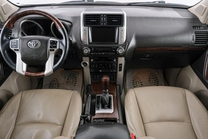 Внедорожник Toyota Land Cruiser Prado 2010 года, 3299000 рублей, Красноярск