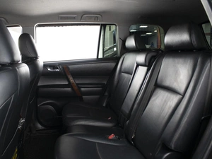 Внедорожник Toyota Highlander 2011 года, 1790000 рублей, Омск
