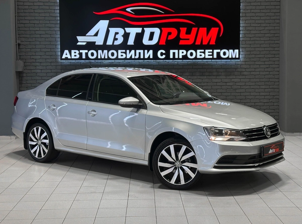 Седан Volkswagen Jetta 2017 года, 1247000 рублей, Красноярск