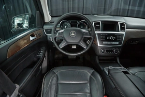 Внедорожник Mercedes-benz M-класс 2013 года, 2000000 рублей, Красноярск