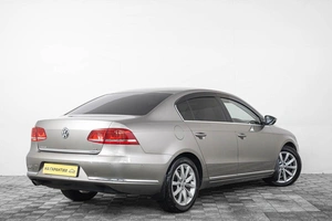 Седан Volkswagen Passat 2013 года, 1179000 рублей, Кемерово