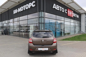 Хэтчбек Renault Sandero 2018 года, 1060000 рублей, Мирное