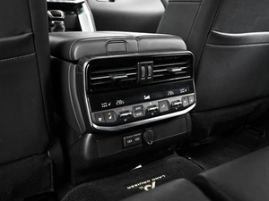 Внедорожник Toyota Land Cruiser 2021 года, 9948000 рублей, Ставрополь