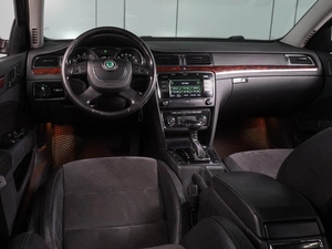Лифтбек Skoda Superb 2012 года, 1219000 рублей, Воронеж