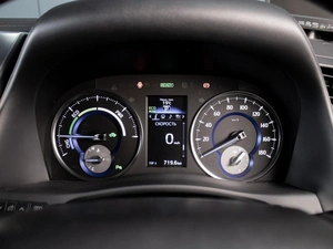 Минивэн Toyota Alphard 2017 года, 4080000 рублей, Омск