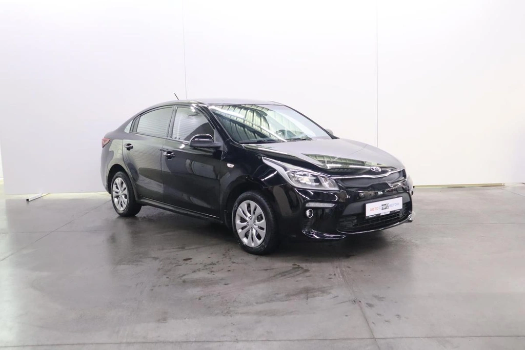 Седан Kia Rio 2019 года, 1165000 рублей, Брянск