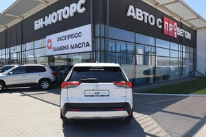Внедорожник Toyota RAV4 2025 года, 4400000 рублей, Мирное