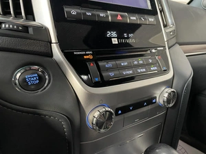 Внедорожник Toyota Land Cruiser 2018 года, 6397000 рублей, Солонцы