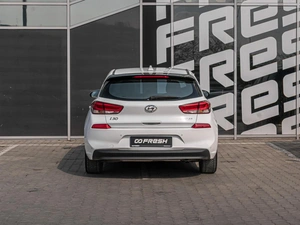 Хетчбэк Hyundai i30 2017 года, 1600000 рублей, Краснодар