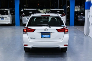 Универсал Toyota Corolla Fielder 2018 года, 1263000 рублей, Солонцы