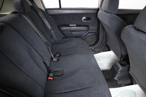 Хетчбэк Nissan Tiida 2012 года, 779000 рублей, Пермь