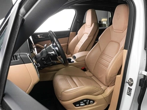 Внедорожник Porsche Cayenne 2021 года, 9626000 рублей, Тюмень