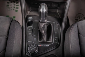 Внедорожник Volkswagen Tiguan 2018 года, 2369000 рублей, Томск