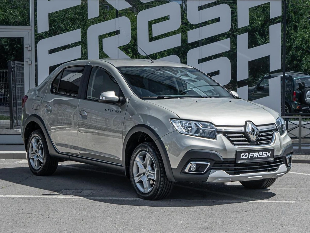 Седан Renault Logan Stepway 2022 года, 1460000 рублей, Волгоград