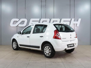 Хетчбэк Renault Sandero 2010 года, 499000 рублей, Воронеж