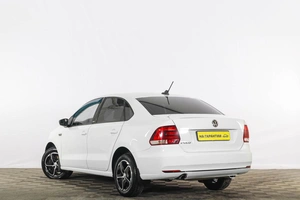 Седан Volkswagen Polo 2017 года, 1369000 рублей, Тюмень