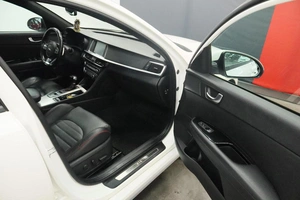 Седан Kia Optima 2019 года, 1960000 рублей, Курск