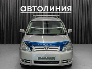 Минивэн Toyota Ipsum 2001 года, 650000 рублей, Красноярск