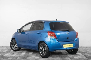 Хетчбэк Toyota Vitz 2009 года, 679000 рублей, Кемерово