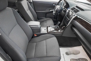 Седан Toyota Camry 2016 года, 2319000 рублей, Барнаул