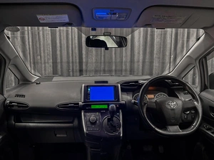 Минивэн Toyota Wish 2010 года, 1199000 рублей, Красноярск
