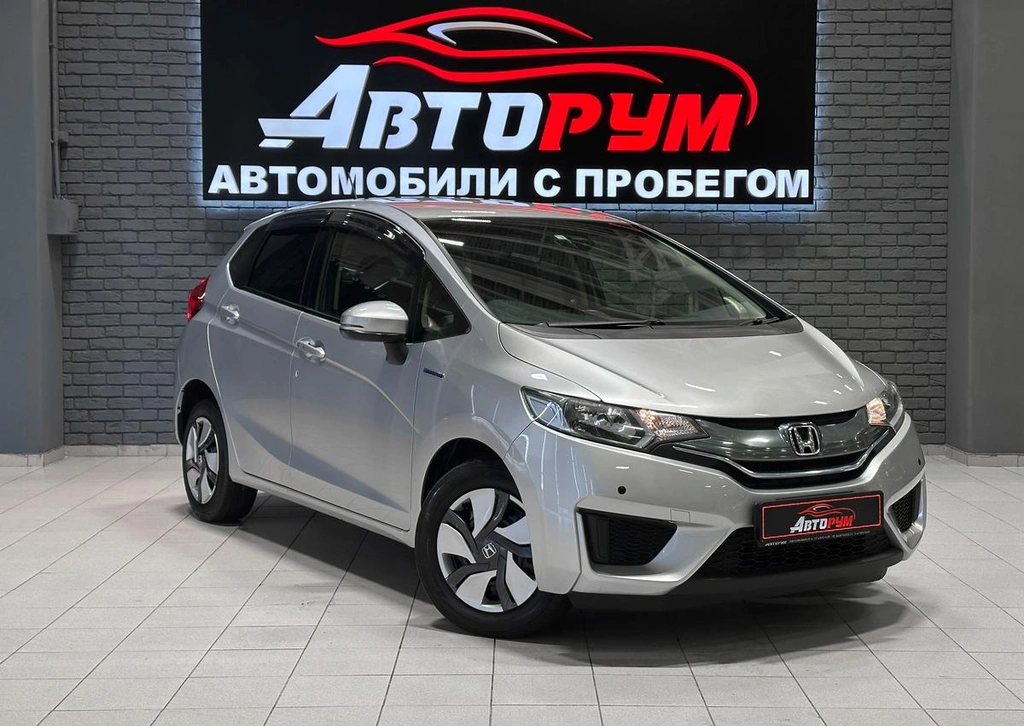 Хетчбэк Honda Fit 2014 года, 1047000 рублей, Красноярск