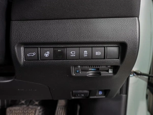 Внедорожник Toyota Harrier 2021 года, 4769000 рублей, Воронеж